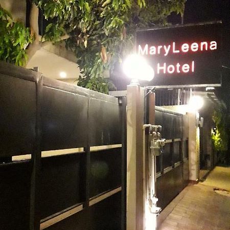 Maryleena Hotel Gulberg Lahore Esterno foto